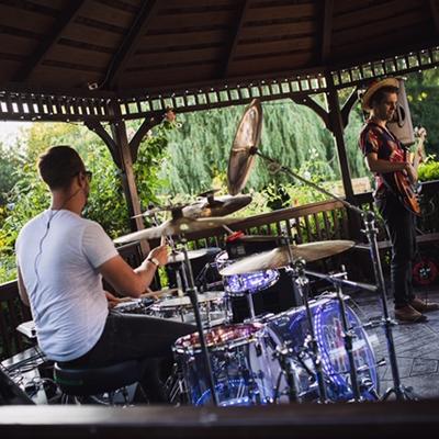 Juno Wedding Live Drums