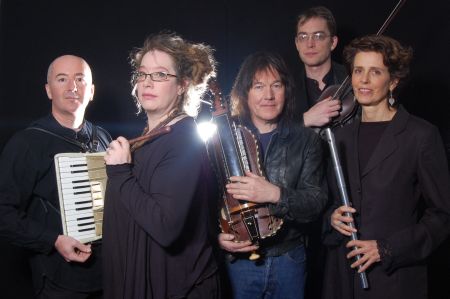 Folk Works Band Birmingham ceilidh band for hire with caller