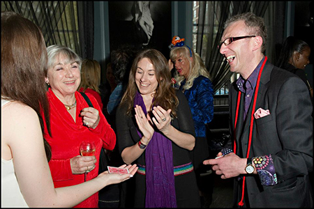 Ian Gray Close Up Magician